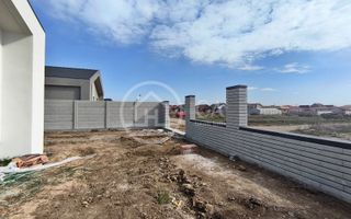 Casa de vanzare cu 4 camere in Santandrei, Bihor - Poză 4