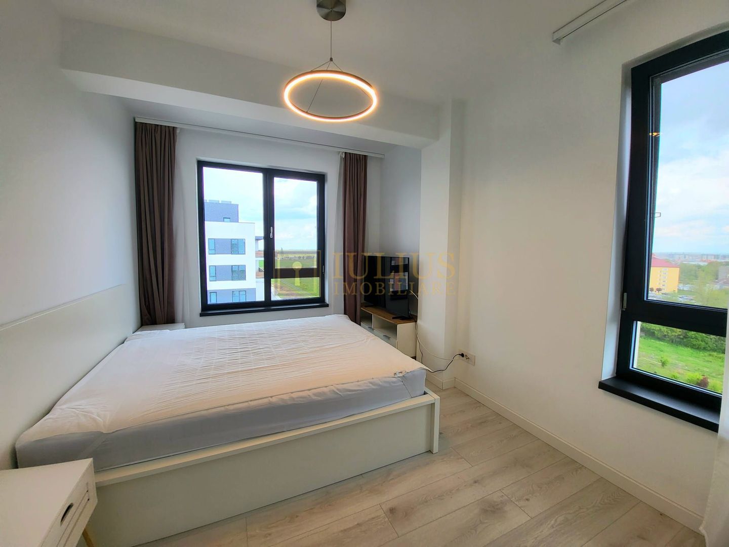 Doua camere | Centrala proprie | Sol-Residence Torontalului - Poză 2