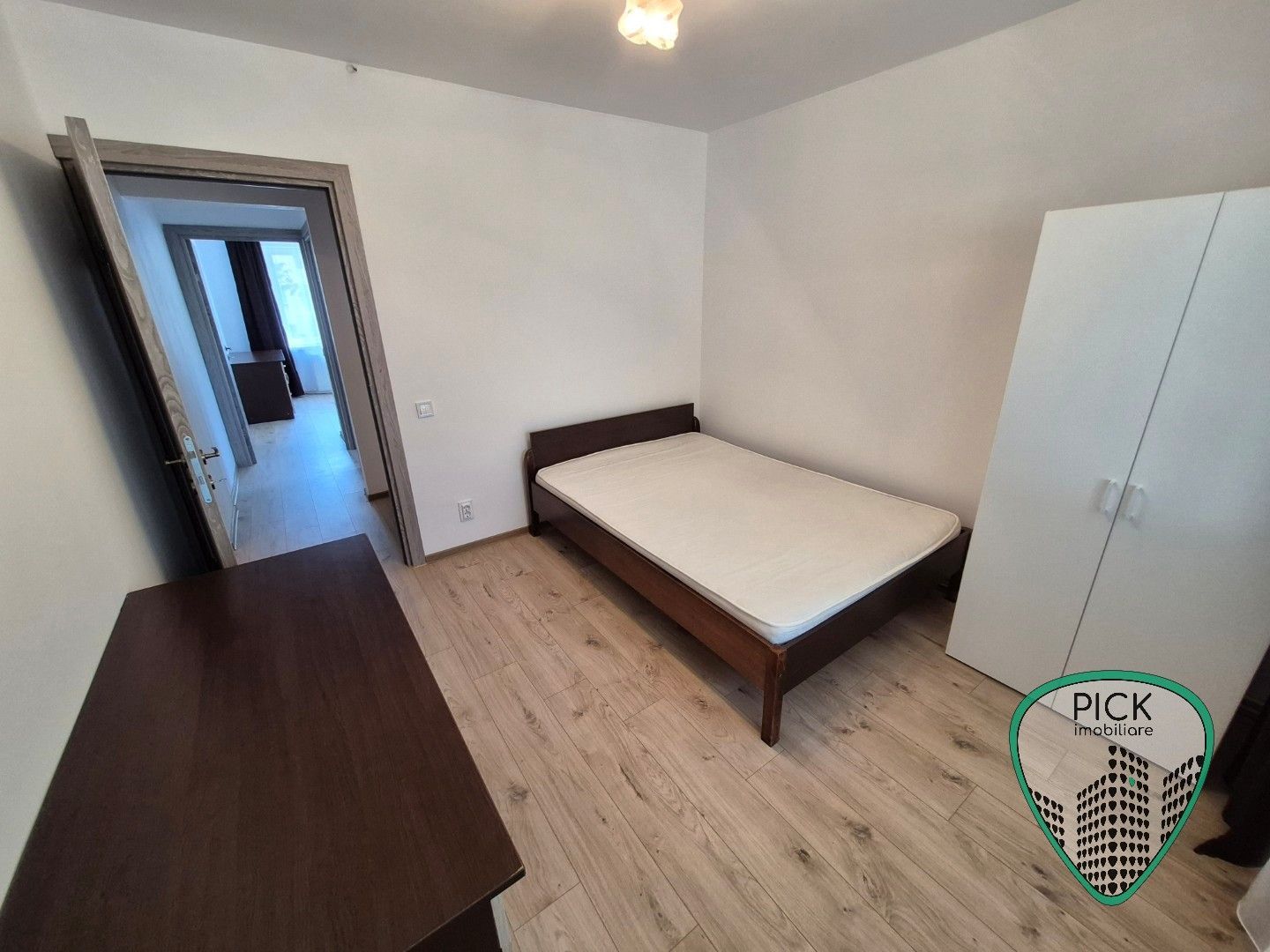 P 4252 - Apartament cu 3 camere în Târgu Mureș, Tudor, zona Pedagogic - Poză 8