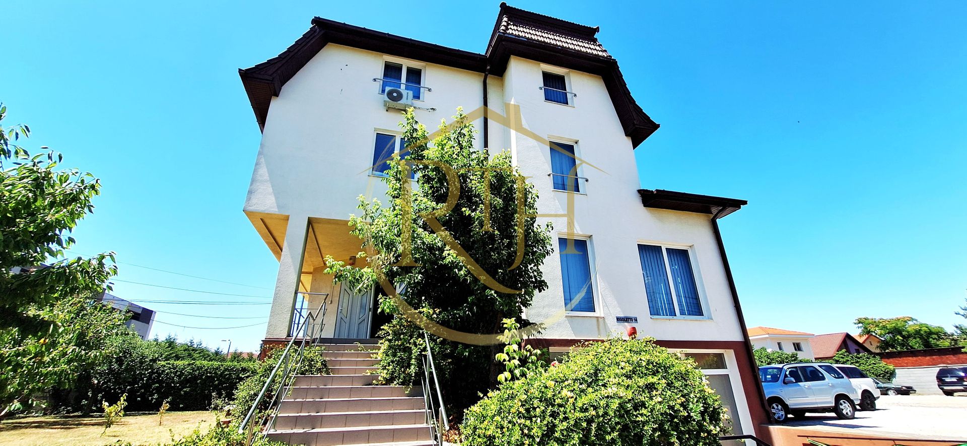 Oferim spre inchiriere, Cladire ideala pentru Clinica, Centru medical etc - Poză 1