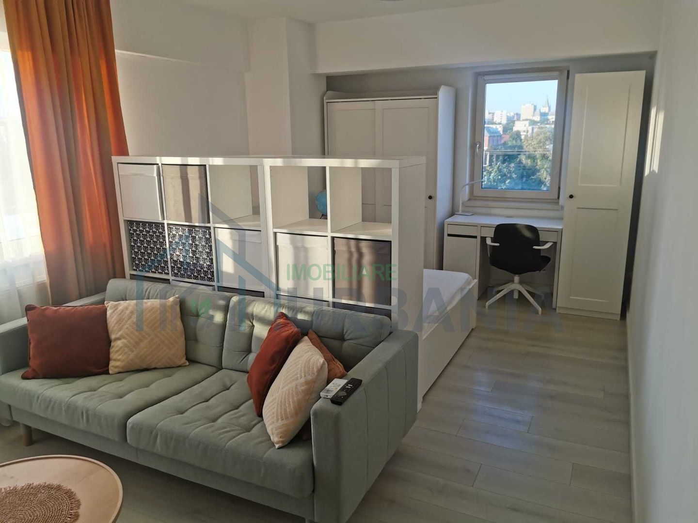 Apartament cu o cameră în Conest Vision, Iași - compartimentare living, dormit și spațiu de lucru - Poză 1