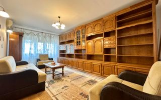 Spre Vânzare apartament cu 3 camere, în Centru, Păcurari - Poză 2