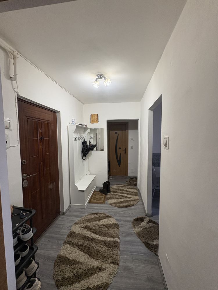 Apartament cu 2 camere - Poză 1