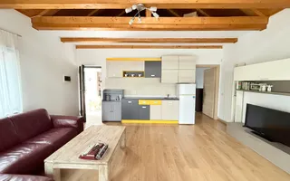 Casă cochetă cu teren generos și panoramă Chinteni - Poză 24