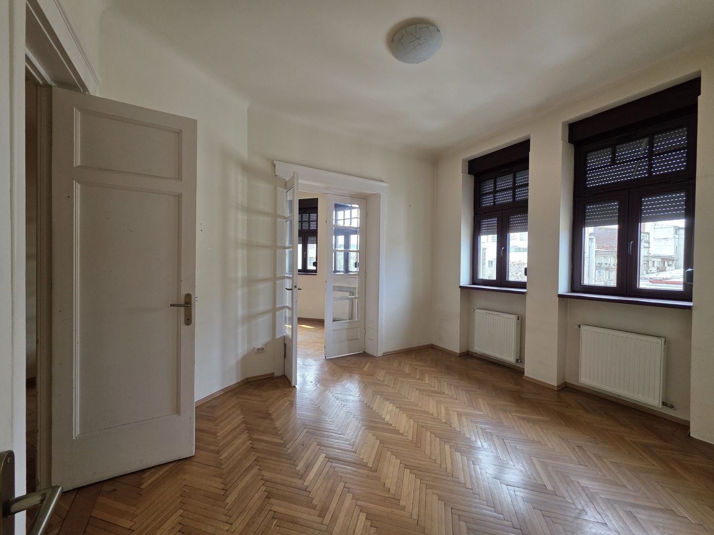 Apartament 4 camere de inchirat Armenasca Romana - Poză 40