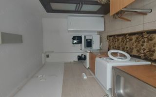 Apartament cu o cameră decomandat, Podul de Fier, Iași – de închiriat - Poză 5