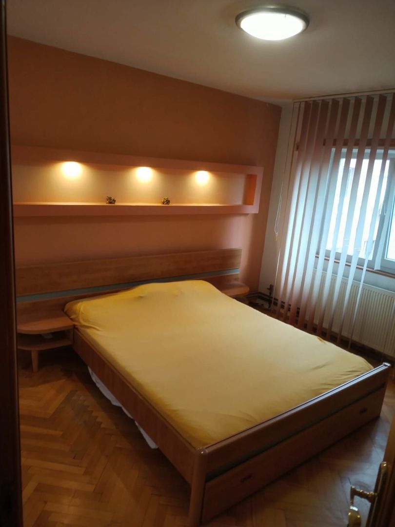 Soarelui | 3 Camere | Decomandat | Centrala proprie | Mobilat si Utilat - Poză 11