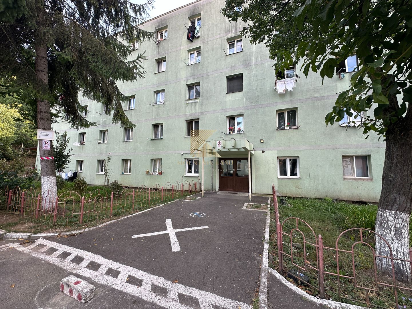Camera cu baie, renovata complet, Str. Serii 2, prima inchiriere - Poză 9