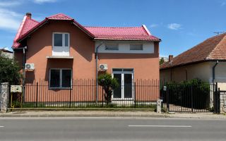 Casa individuala | De inchiriat | 200 mp | 430 mp teren | Cetate - Poză 1