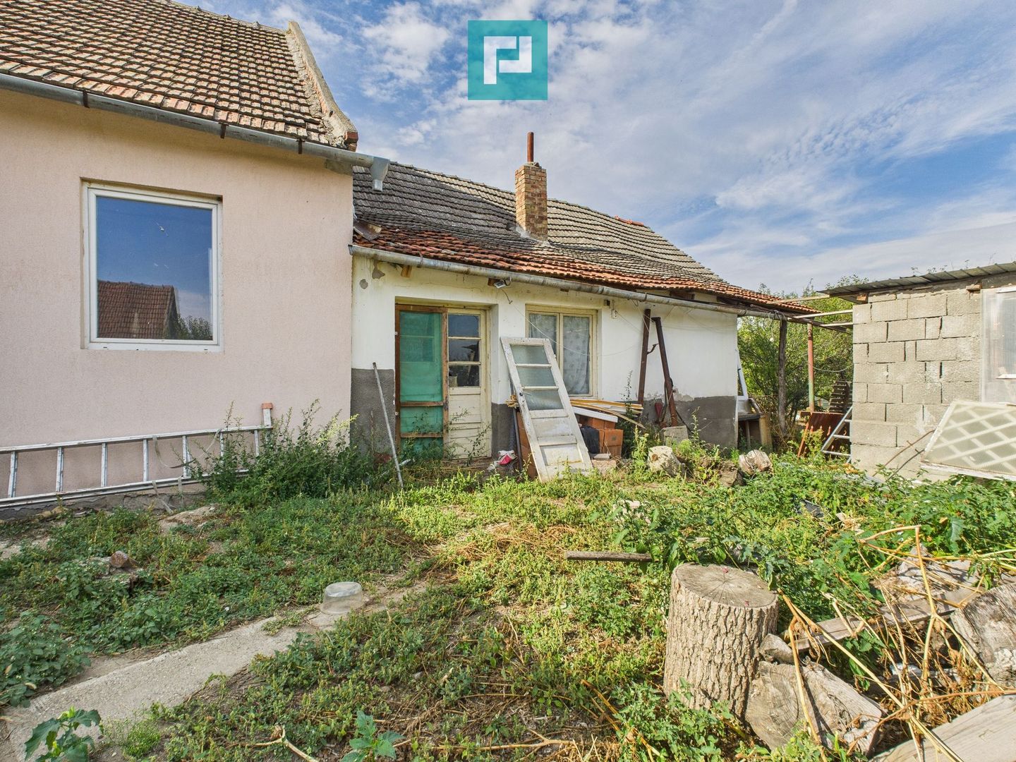 Casă spatioasă și solidă în Pecica - Poză 13