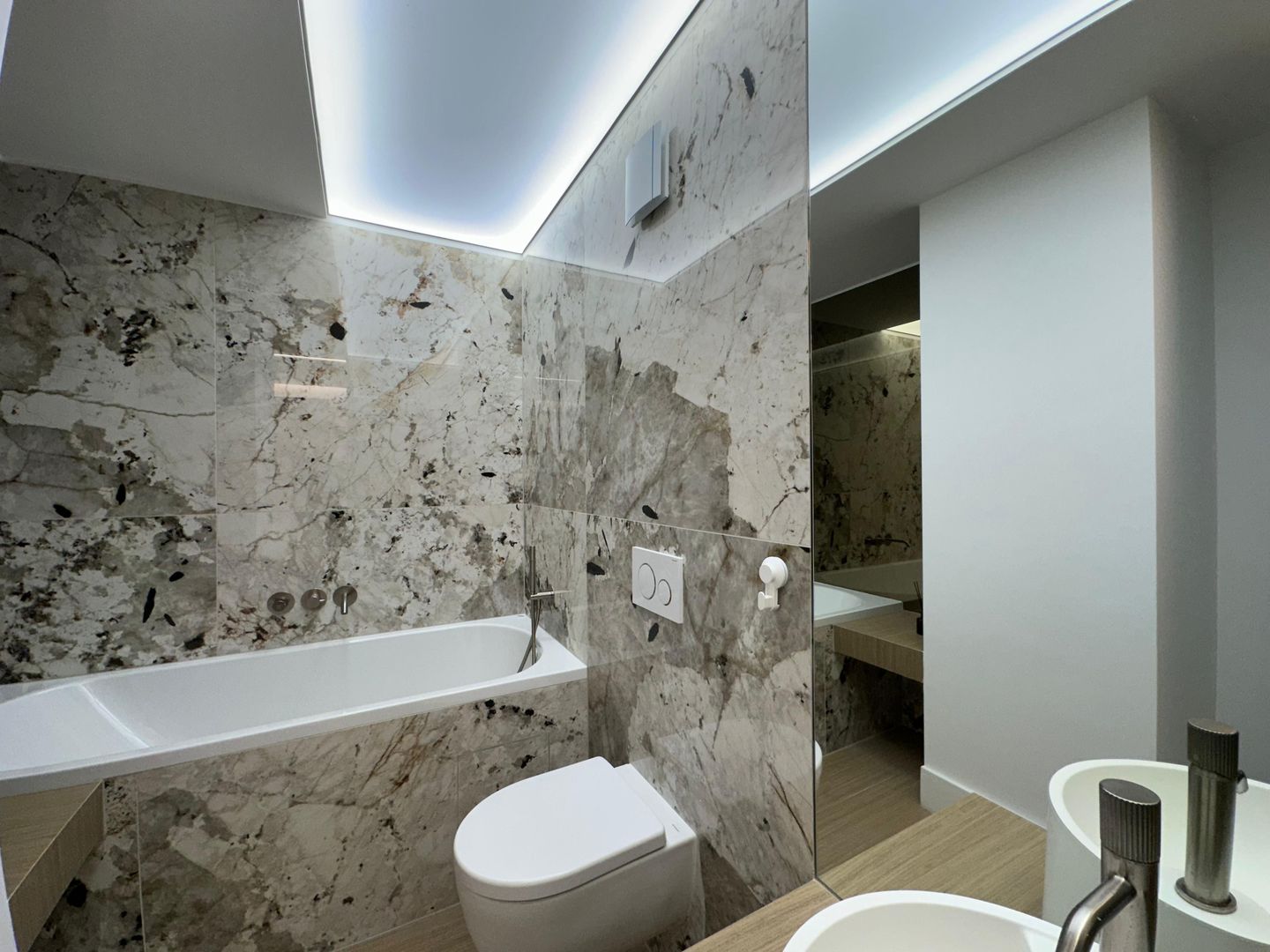 Apartament Cortina 126 | Parcare - Poză 9
