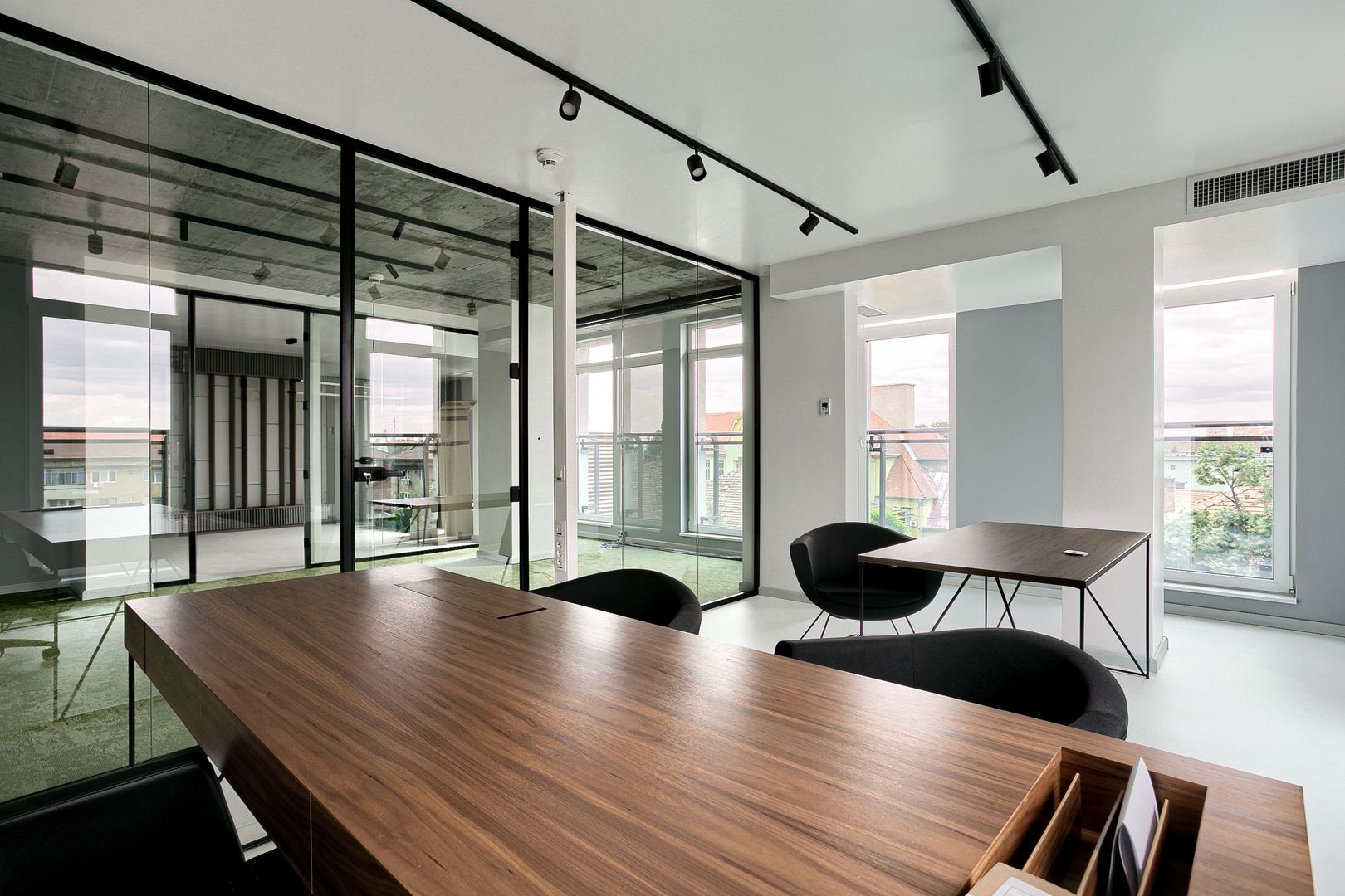 De vânzare spațiu de birouri Ultracentral în Arad - Poză 3