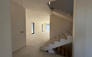 Casa individuala cu 4 dormitoare in cartierul Europa - Poză 3