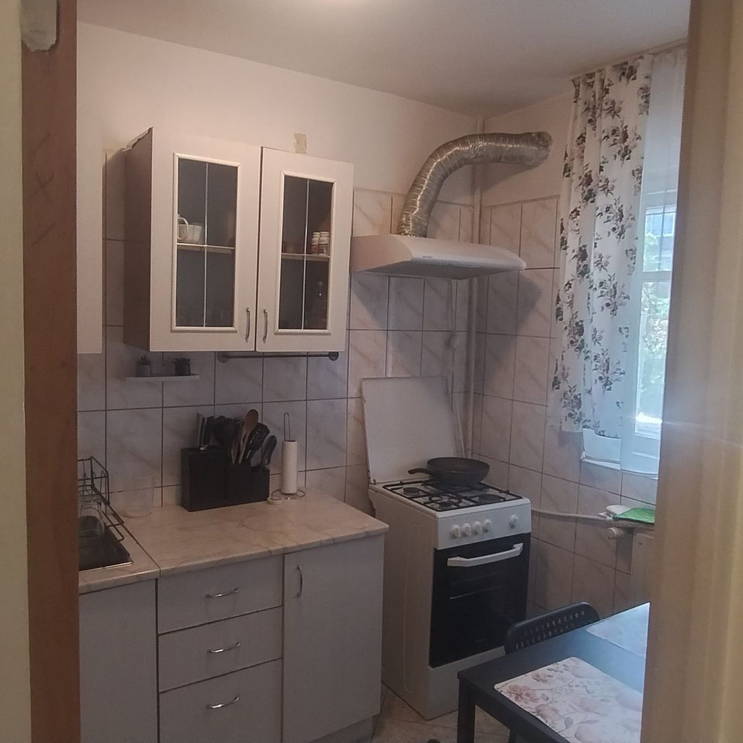 De închiriat: Apartament 3 camere decomandat - Zona Tineretului - Poză 7