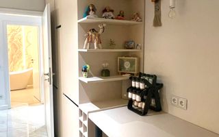 Apartament 2 camere decomandate, etaj intermediar, terasa, parcare - Poză 2