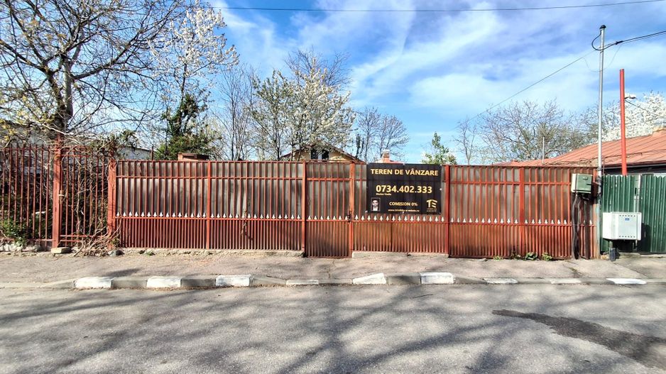 Teren plus Casa cu 2 Camere  zona Andronache – Gherghiței - Poză 1