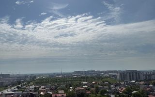 2 Cam, - Auchan Titan -1 Decembrie  1918- Liviu Rebreanu-Comision 0! - Poză 1