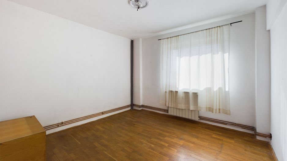 Apartament decomandat zona UTA - Poză 6