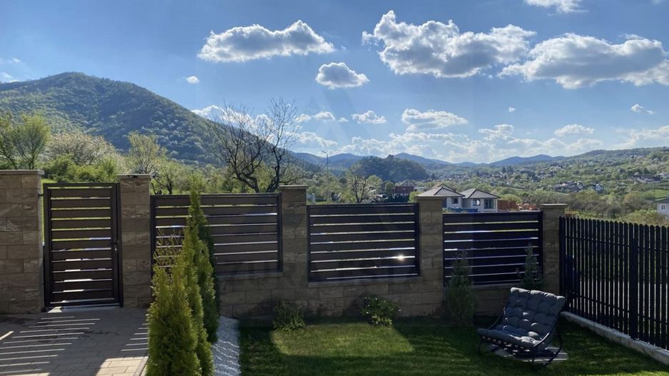 Casa ultrafinisata 199 mp utili garaj si teren 410 mp in Cisnadioara - Poză 14