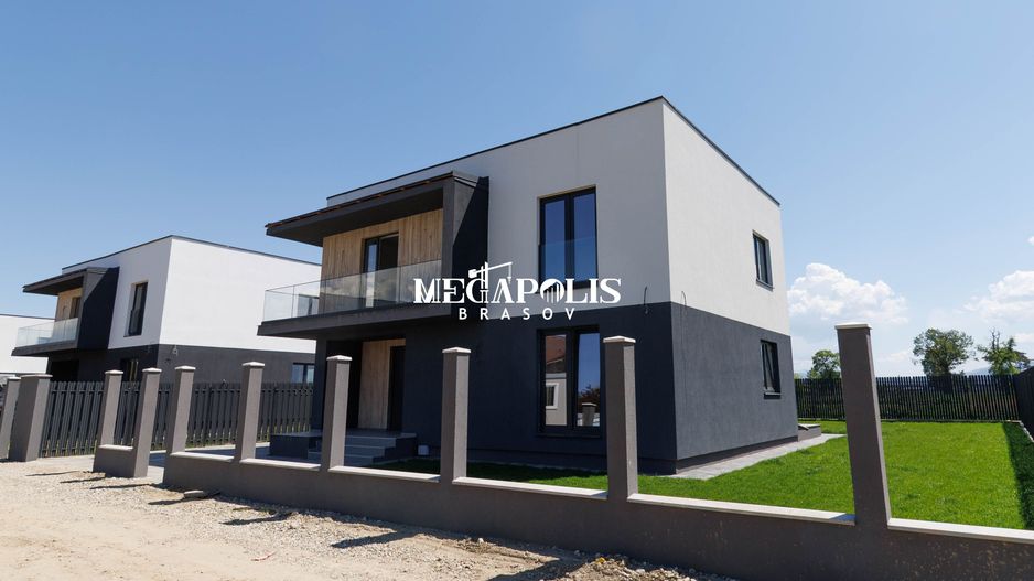 Casa Stil Mediteranean/ Intrare in Sanpetru - Poză 3
