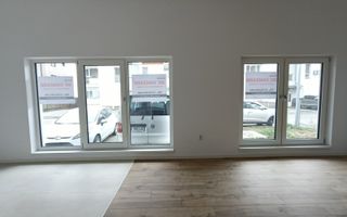 Apartament luminos, ideal locuință sau birou ,parter, 2 locuri parcare - Poză 5