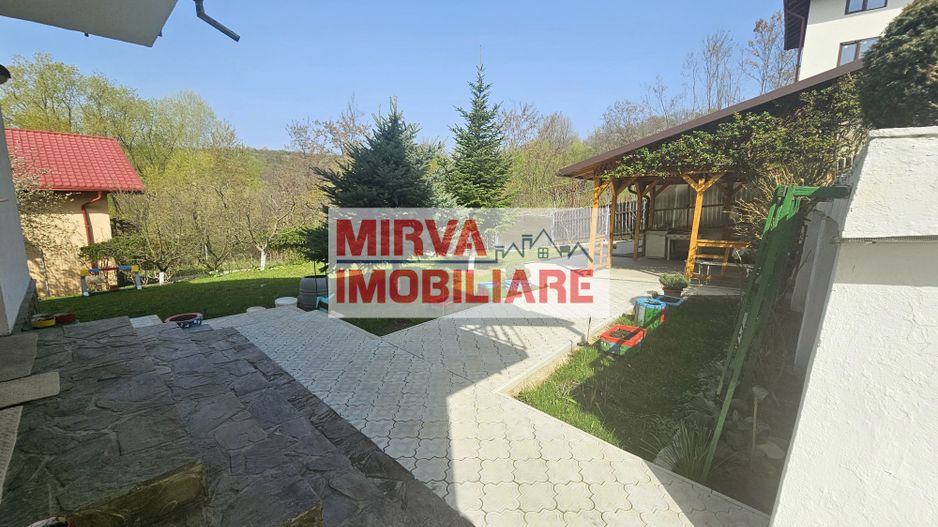 🏡 VILĂ ELEGANTĂ CU PRIVELIȘTE DEOSEBITĂ – VALENII DE MUNTE - Poză 29