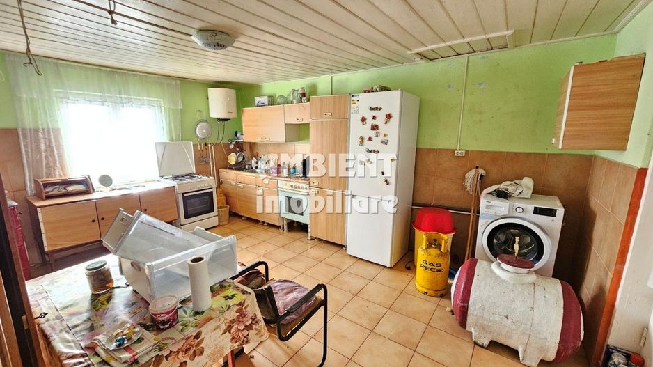 REDUCERE de PRET - Casa traditionala in Secuia, la 10 km de Vaslui; - Poză 6