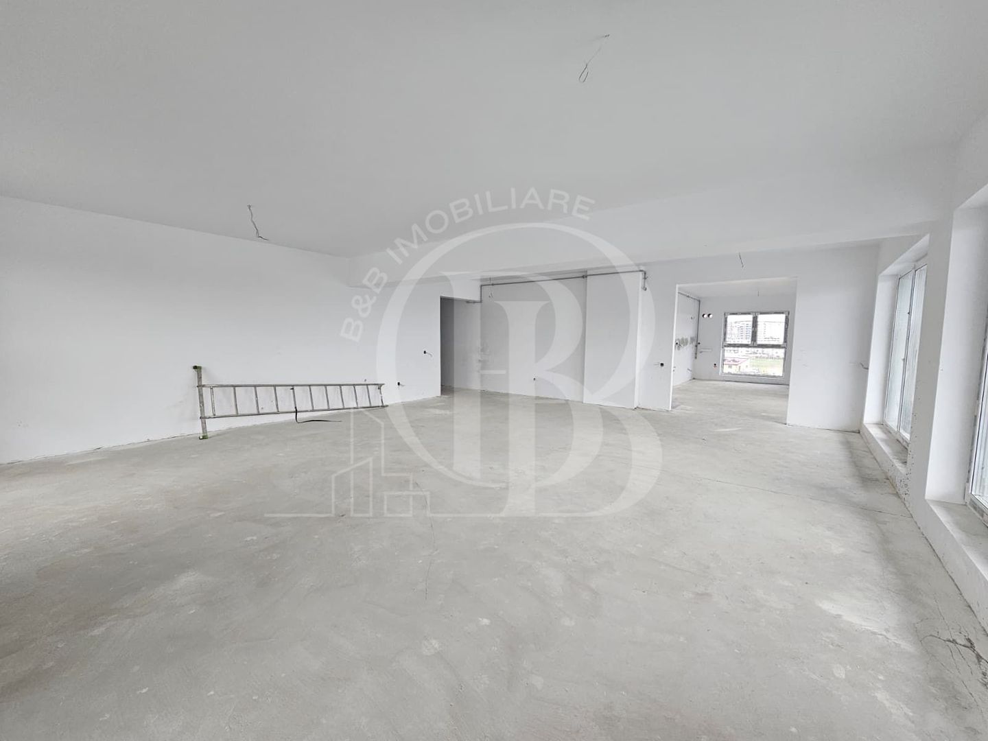 4 Camere Living 60mp Terasa 82mp-Parcare Inclusa-Th. Pallady - Poză 2