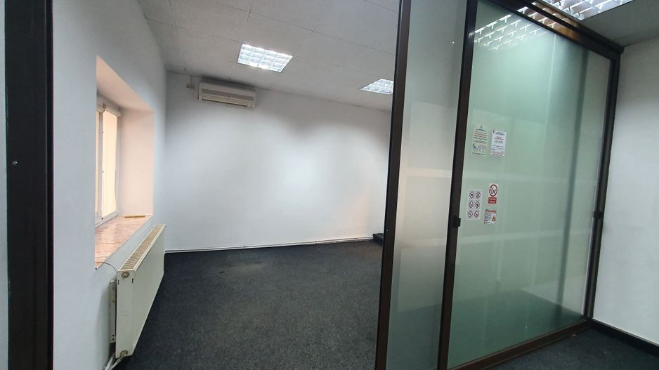 Spatiu comercial 39,22 mp + 18,17 mp pivnita + curte 18 mp - sos. Viilor - Poză 3