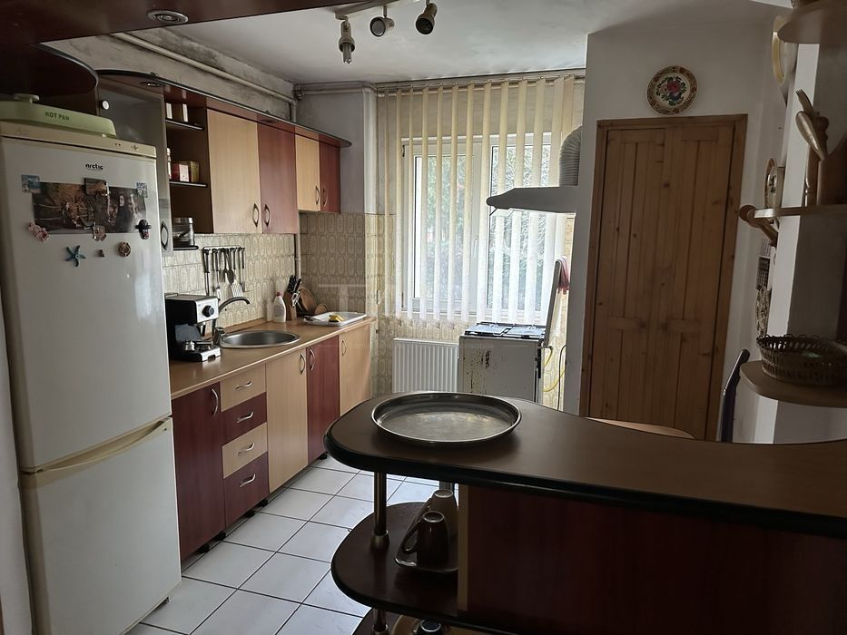 Apartament in Gheorgheni, zonă foarte bună aproape de piață și transpo - Poză 4