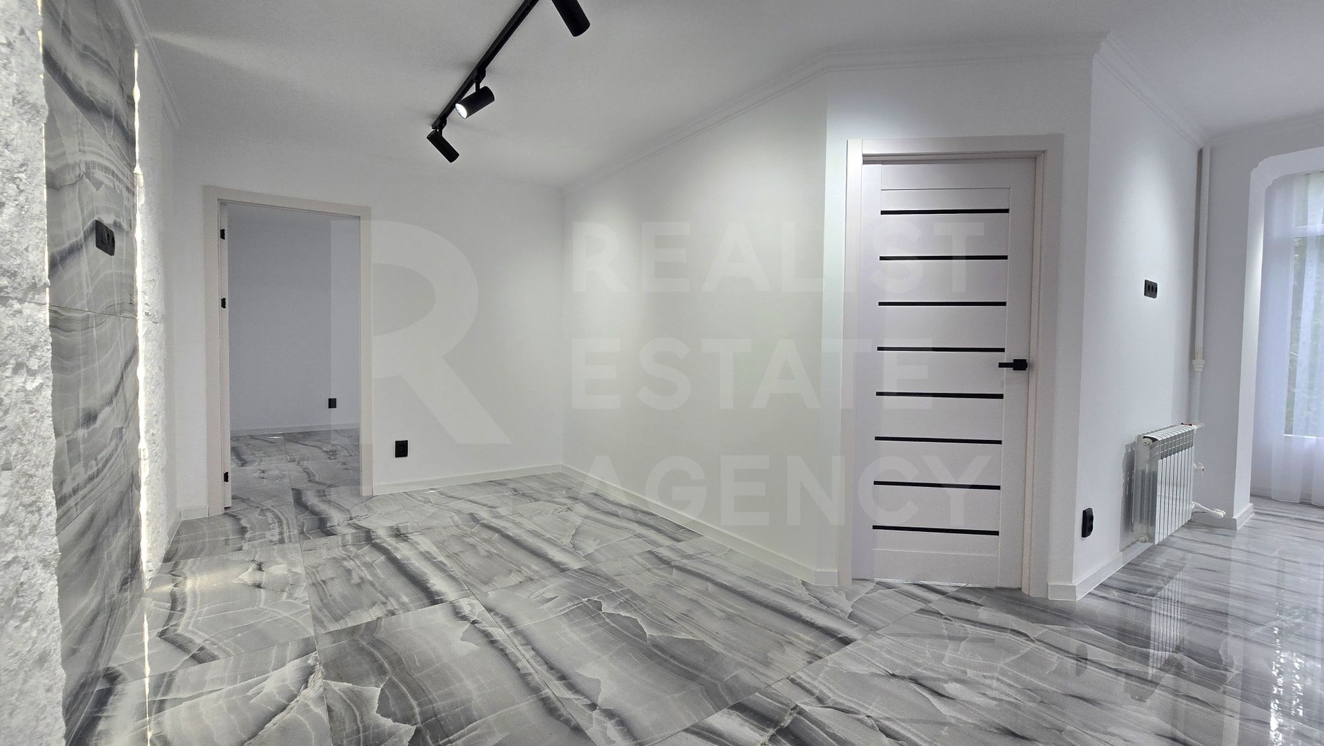 Vânzare, apartament, 2 camere, str. Alba Iulia, Buiucani - Poză 4
