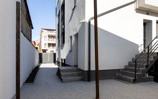 Chirie, casă, 8 camere, zona 1 Mai, București - Poză 5