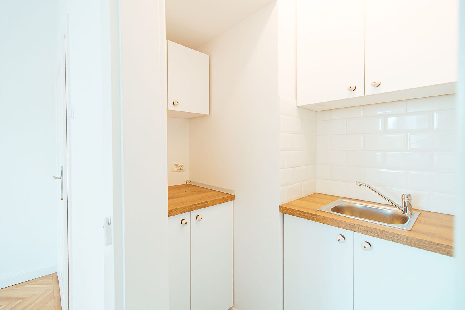 Exclusivitate - Zona Tribunalului , Sf. Constantin, spațiu stradal - Poză 4