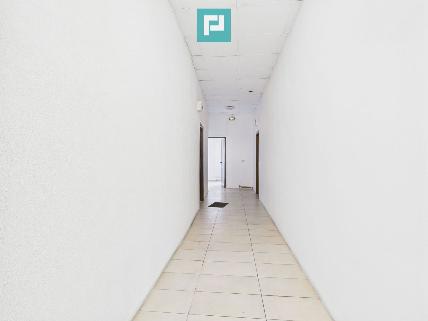 Spațiu de birou în zona Pârneava - Poză 3