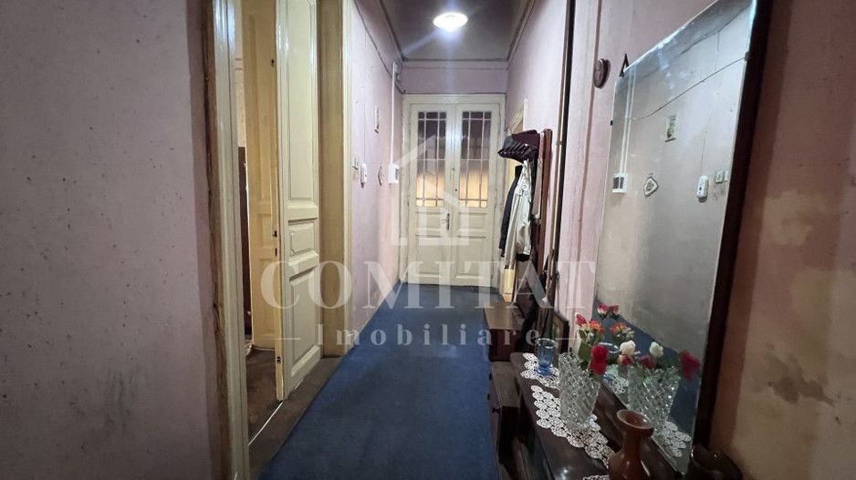 Apartament 3 camere | ultracentral | parcare în curte | - Poză 4