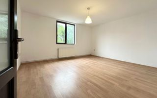 Casă complet renovată cu 4 camere și garaj generos Băneasa, Sector 1 - Poză 6