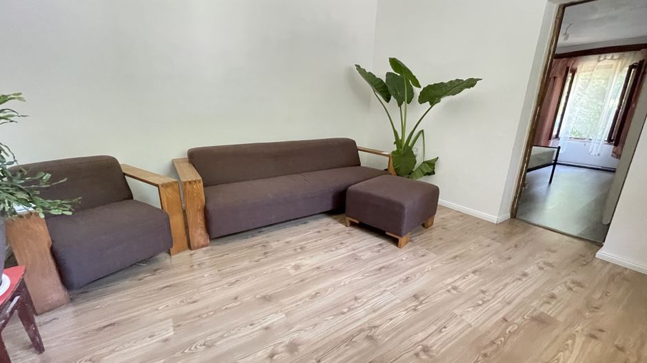 Casă la curte comuna în zona Balcescu - Poză 3