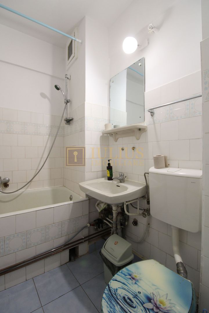 Ultracentral, 2 camere, centrala proprie. - Poză 5