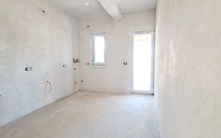 Oferim spre vanzare Case-Duplex cu 4 camere, situate in Giroc, zona buna - Poză 10