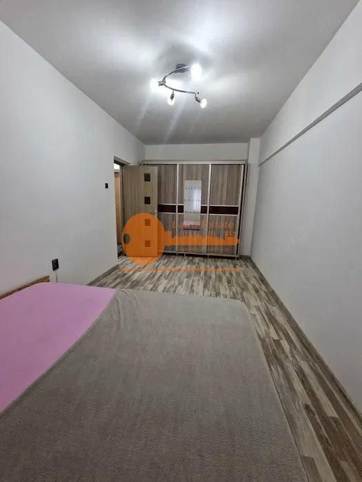 Apartament doua camere Crangasi - Poză 5