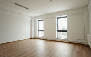 Spațiu modern de birouri în Galata - Disponibil imediat - 43mp - 650€ - Poză 1