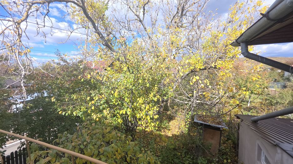 Casa vacanta zona colinara la 5 minute de municipiul Targoviste - Poză 13