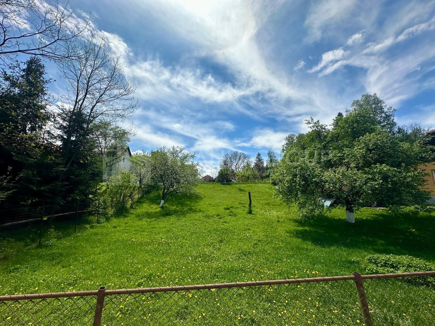 Teren intravilan de vanzare in Bran, 1020 mp, langa Paneer, toate utilitatile - Poză 2