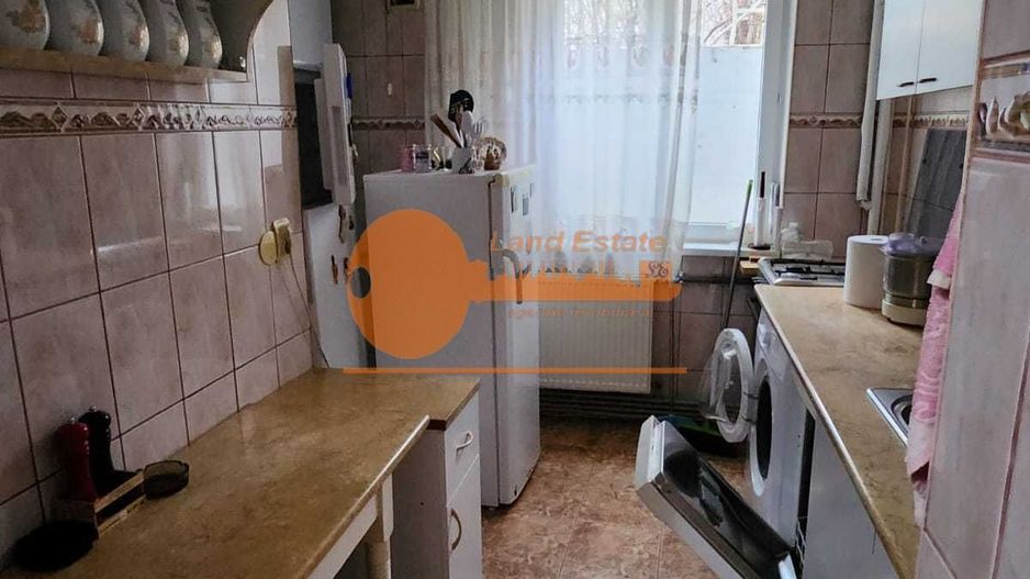 Apartament de 3 camere cu centrala la 600m de metrou Piata Sudului - Poză 4