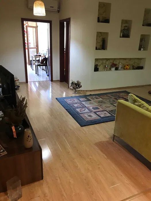 Apartament 2 cam VANZARE+LOC DE PARCARE SUBTERAN!!! - Poză 1