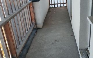 Apartament 3 camere etaj 1 cu 2 balcoane parcare privata in Cisnadie - Poză 4