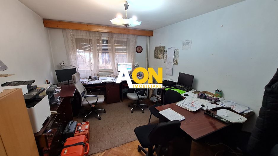 Apartament 2 Camere, 42mp, Decomandat, Cetate - Poză 1
