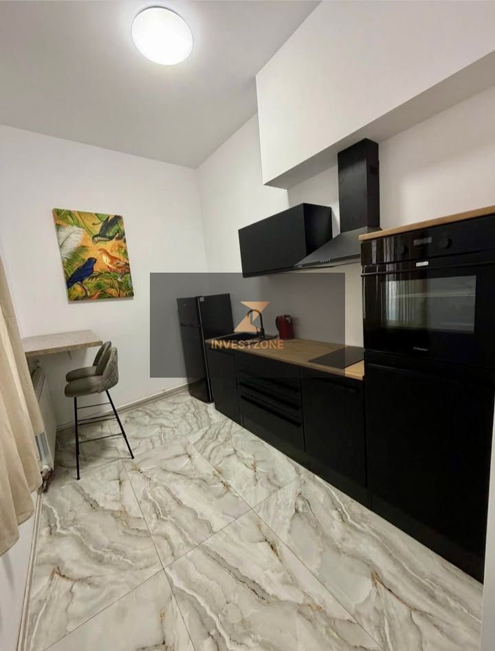 Apartament ultracentral de vanzare in Oradea - Poză 6