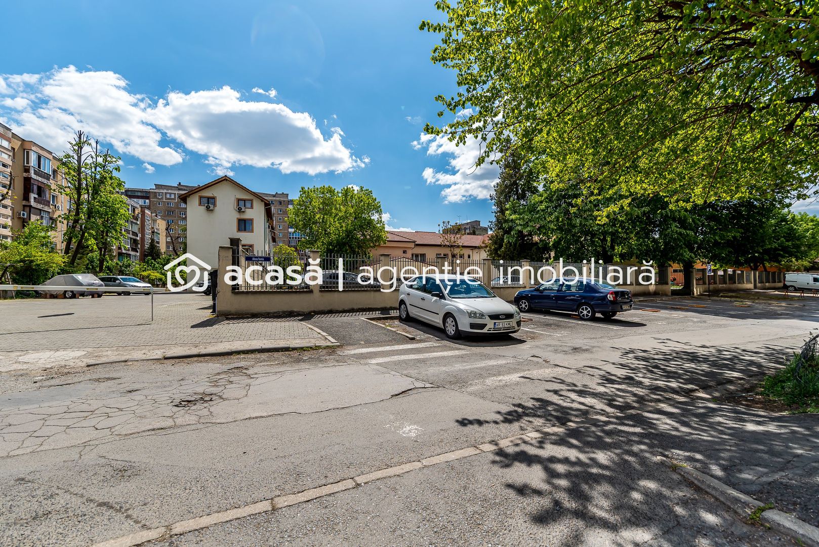 Mansardă cu 2 dormitoare și loc de parcare - 0% COMISION - Poză 7