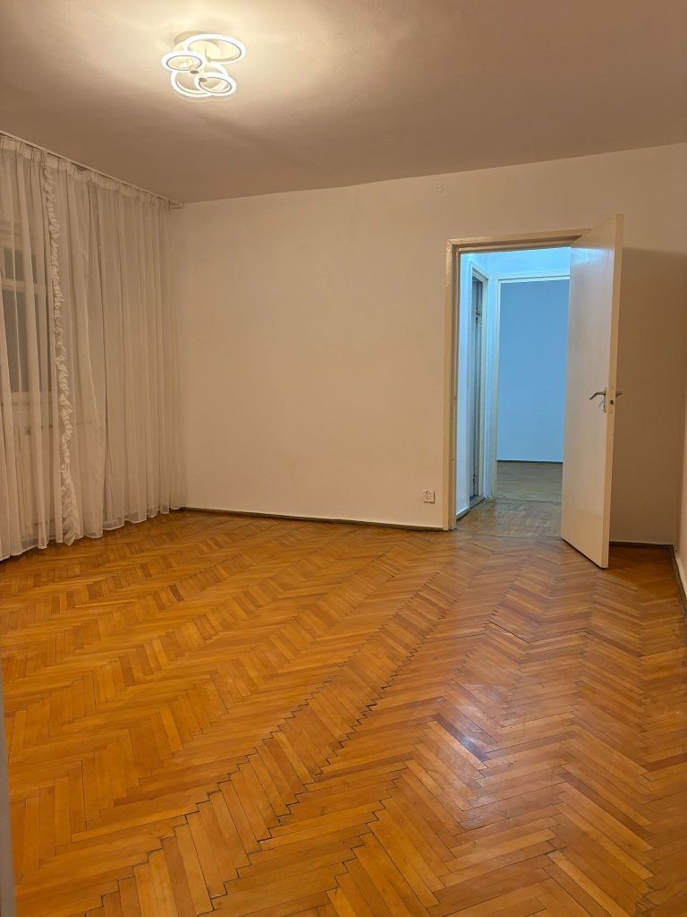 Spitalul Judetean-Calea Martirilor | 2 Camere | Necesita renovare - Poză 1